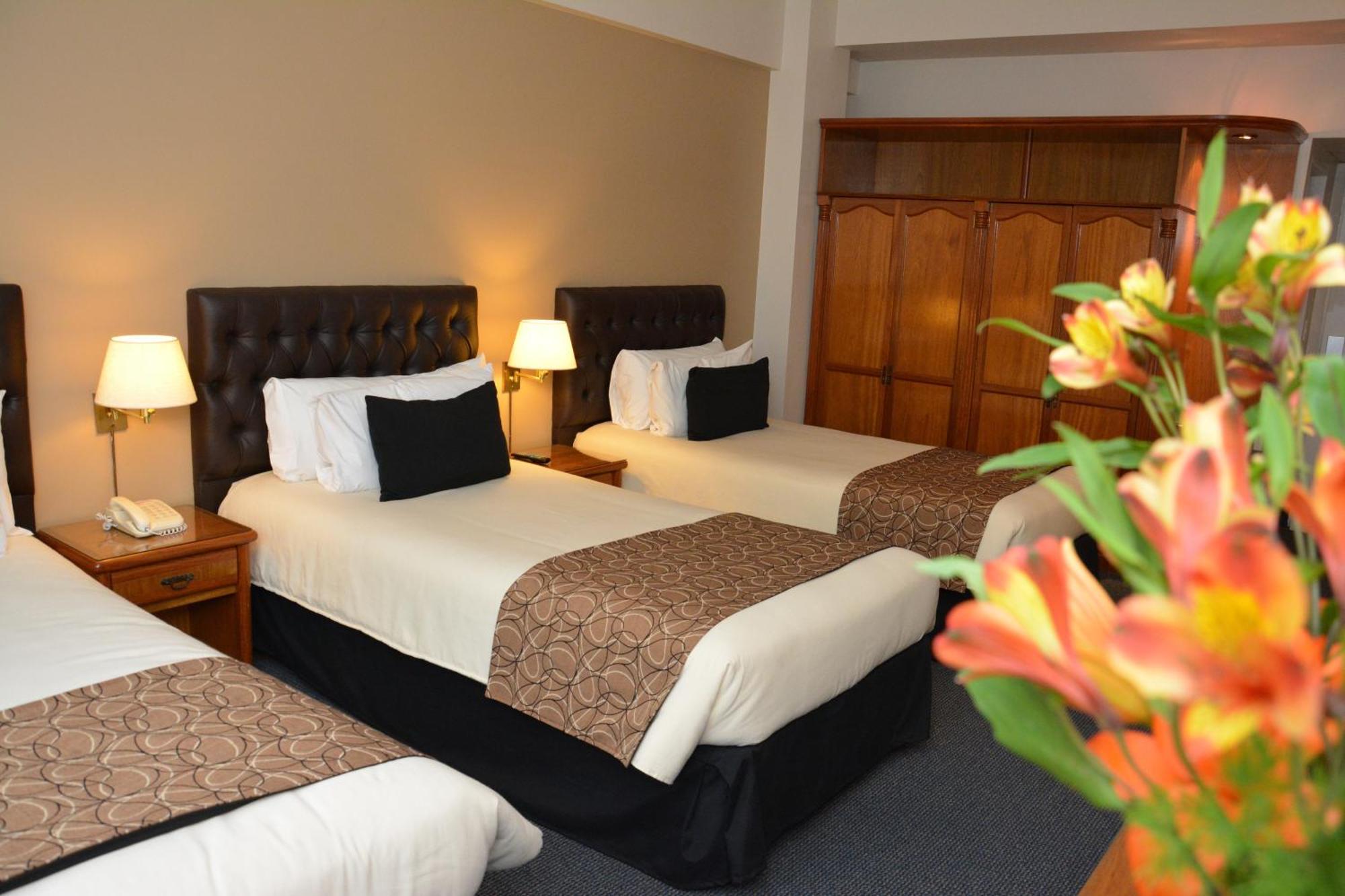 Centuria Hotel Buenos Aires Oda fotoğraf